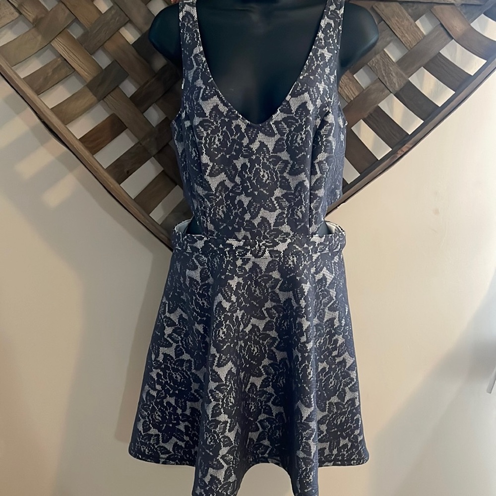 Abercrombie & Fitch Peek A Boo Mini  Dress Size M Gun Metal Gray